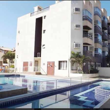 شقة Apartamento Maravilhoso, Completo,1 Quarto Com Cama Queen E Sofa Retratil, Bi Cama Embutida, Colchao Extra, Vista Pro Mar, Dormem 5, Pe Na Areia, Jacuzzi, Piscina Wifi,Self Checkin, Automatizado Florianópolis المظهر الخارجي الصورة