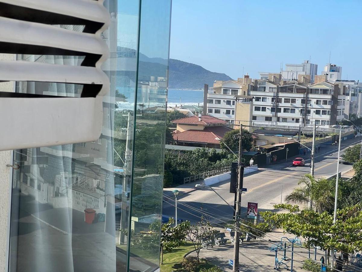 شقة Apartamento Maravilhoso, Completo,1 Quarto Com Cama Queen E Sofa Retratil, Bi Cama Embutida, Colchao Extra, Vista Pro Mar, Dormem 5, Pe Na Areia, Jacuzzi, Piscina Wifi,Self Checkin, Automatizado Florianópolis المظهر الخارجي الصورة