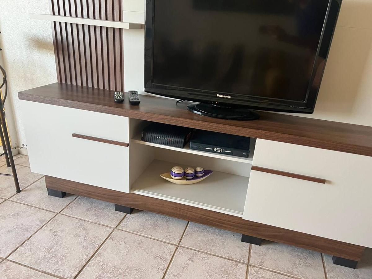شقة Apartamento Maravilhoso, Completo,1 Quarto Com Cama Queen E Sofa Retratil, Bi Cama Embutida, Colchao Extra, Vista Pro Mar, Dormem 5, Pe Na Areia, Jacuzzi, Piscina Wifi,Self Checkin, Automatizado Florianópolis المظهر الخارجي الصورة