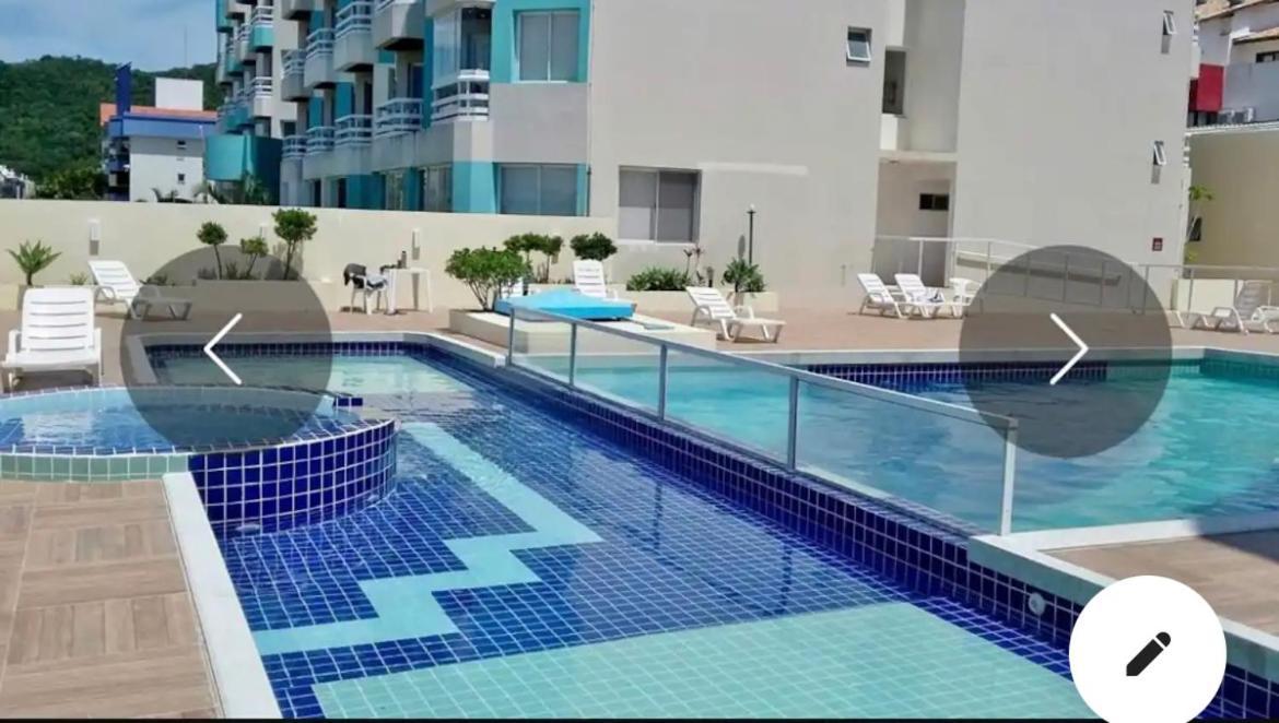 شقة Apartamento Maravilhoso, Completo,1 Quarto Com Cama Queen E Sofa Retratil, Bi Cama Embutida, Colchao Extra, Vista Pro Mar, Dormem 5, Pe Na Areia, Jacuzzi, Piscina Wifi,Self Checkin, Automatizado Florianópolis المظهر الخارجي الصورة